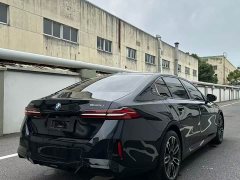 BMW 5 Series 530Li Premier M Sport Package - ფოტო 6