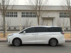 Buick GL8 New Energy Lusang Respect Edition - ფოტო 3