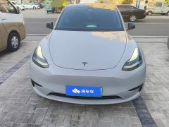 Tesla Model Y Rear-Wheel Drive - ფოტო 2