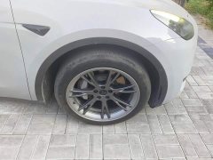 Tesla Model Y Rear-Wheel Drive - ფოტო 6