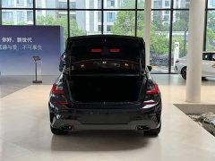 BMW 3 Series 2022 330i M Sport Night Edition Package - ფოტო 16
