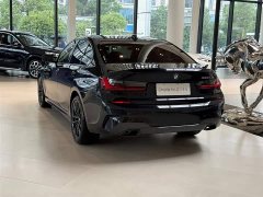 BMW 3 Series 2022 330i M Sport Night Edition Package - ფოტო 7