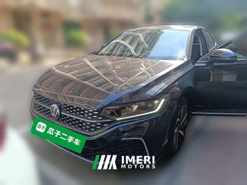 2022 Volkswagen Passat 330TSI Starry Sky Elite