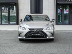 Lexus ES 2022 300h Excellence Edition - ფოტო 2