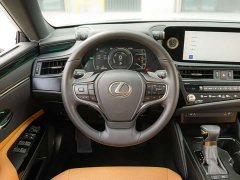 Lexus ES 2022 300h Excellence Edition - ფოტო 20