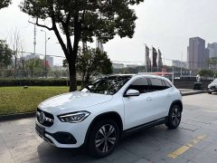 Mercedes-Benz GLA 220 - ფოტო 1