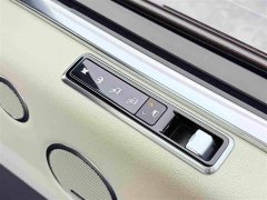 Land Rover Range Rover 3.0 L6 400PS Heritage Extended Wheelbase Classic Edition - ფოტო 13