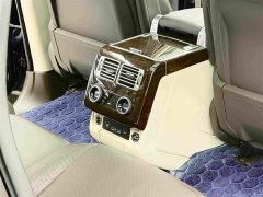 Land Rover Range Rover 3.0 L6 400PS Heritage Extended Wheelbase Classic Edition - ფოტო 14