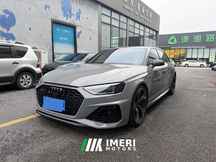 Audi RS 4 RS4 Avant Black Obsidian Edition - ავტომობილი ჩინეთიდან