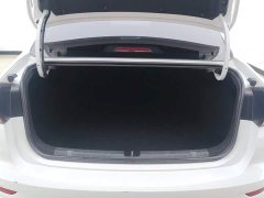 Geely Emgrand 4th Generation 1.5L CVT Luxury - ფოტო 4