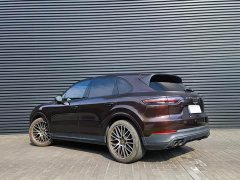 Porsche Cayenne 3.0T Platinum Edition - ფოტო 2