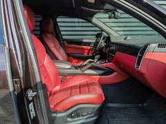 Porsche Cayenne 3.0T Platinum Edition - ფოტო 6