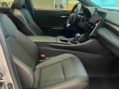 Toyota Avalon 2024 Hybrid 2.0L Luxury - ფოტო 8