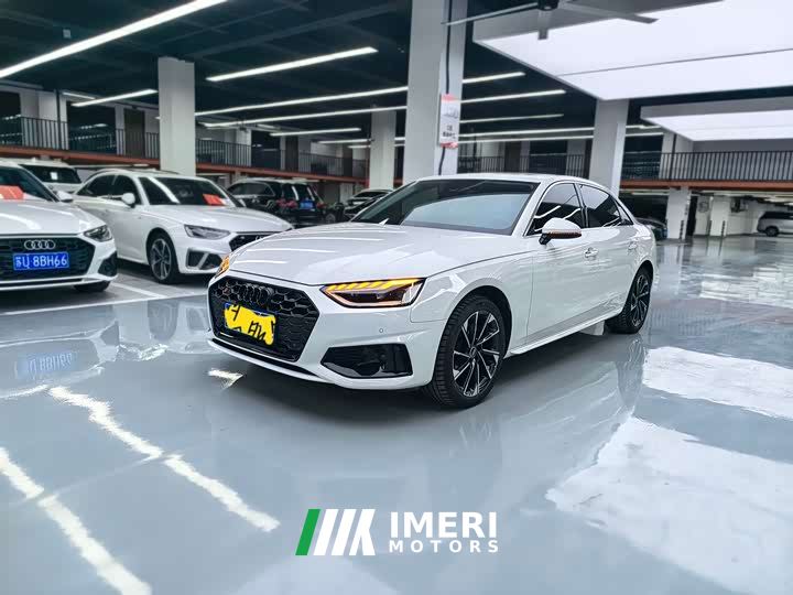 Audi A4L 40 TFSI Fashion Elegant