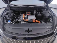 FAW Hongqi E-QM5 610km PLUS - ფოტო 10