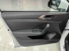 Volkswagen Touareg 280TSI FWD Luxury Edition - ფოტო 15