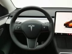 Tesla Model Y Rear-Wheel Drive - ფოტო 11