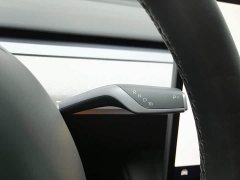 Tesla Model Y Rear-Wheel Drive - ფოტო 13