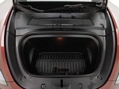 Tesla Model Y Rear-Wheel Drive - ფოტო 6