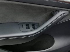 Tesla Model Y Rear-Wheel Drive - ფოტო 9