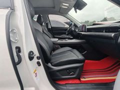 Changan Oushan Z6 Blue Whale 1.5T DCT Smart Leader City Edition - ფოტო 4