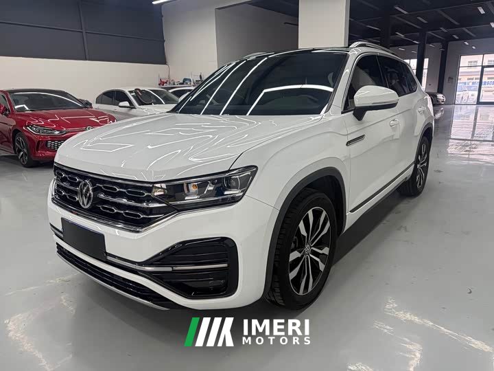 Volkswagen Taos 380TSI AWD R-Line Smart Connected Edition