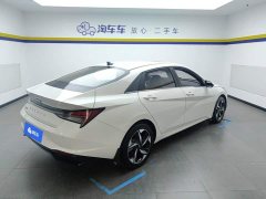 Hyundai Elantra 1.5L CVT Luxury - ფოტო 3