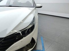 Hyundai Elantra 1.5L CVT Luxury - ფოტო 5