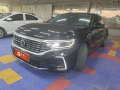 Volkswagen Passat Plug-in Hybrid 430PHEV Luxury Edition - ფოტო 1