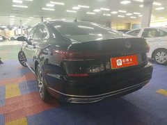 Volkswagen Passat Plug-in Hybrid 430PHEV Luxury Edition - ფოტო 10