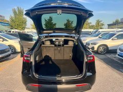 Tesla Model Y Rear-Wheel Drive - ფოტო 15