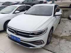 Volkswagen Bora 200TSI DSG Smart Edition - ფოტო 1