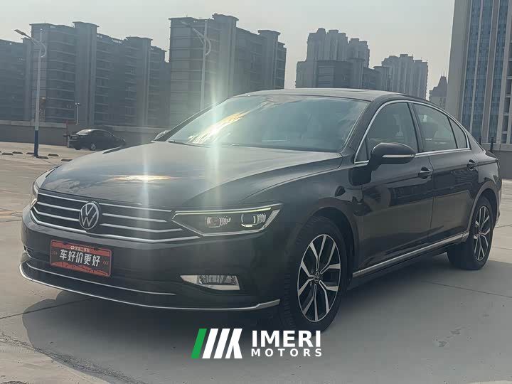 Volkswagen Magotan 330TSI DSG Advance