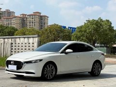 Mazda3 Axela 2.0L Automatic Elegant Edition - ფოტო 1