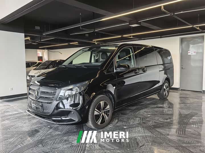 Mercedes-Benz Vito 2.0T Business Edition 7-Seater