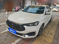 Ford Fiesta 1.5L Automatic Platinum Edition - ფოტო 1