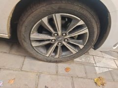 Ford Fiesta 1.5L Automatic Platinum Edition - ფოტო 6