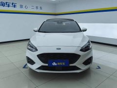 Ford Focus Sedan EcoBoost 180 Automatic ST Line - ფოტო 2