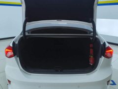 Ford Focus Sedan EcoBoost 180 Automatic ST Line - ფოტო 4