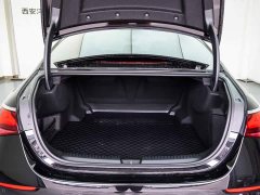 Mercedes-Benz E 300 L Luxury Version - ფოტო 5