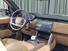 Land Rover Range Rover 2023 3.0 L6 400PS Prestige Seven-Seat Extended Wheelbase - ფოტო 10