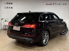 Audi Q7 55 TFSI quattro S line Sport - ფოტო 4