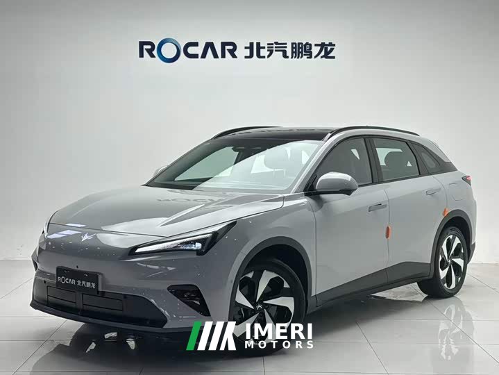 BAIC ARCFOX Alpha T5 Extended Range 1215 Yuan Jing Zhi Xing Version