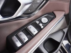 BMW 3 Series Facelift 325Li M Sport Package - ფოტო 10