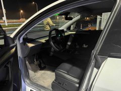 Tesla Model Y Rear-Wheel Drive - ფოტო 5