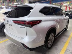 Toyota Highlander 2.5L Intelligent Hybrid AWD Premium 7-Seater - ფოტო 19