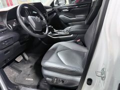 Toyota Highlander 2.5L Intelligent Hybrid AWD Premium 7-Seater - ფოტო 8