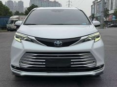 Toyota Sienna 2021 2.5L Hybrid Luxury - ფოტო 2
