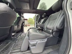 Toyota Sienna 2021 2.5L Hybrid Luxury - ფოტო 6