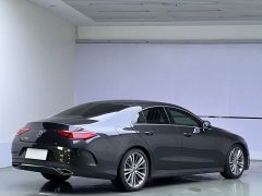 Mercedes-Benz CLS 300 AMG Dynamic - ფოტო 6